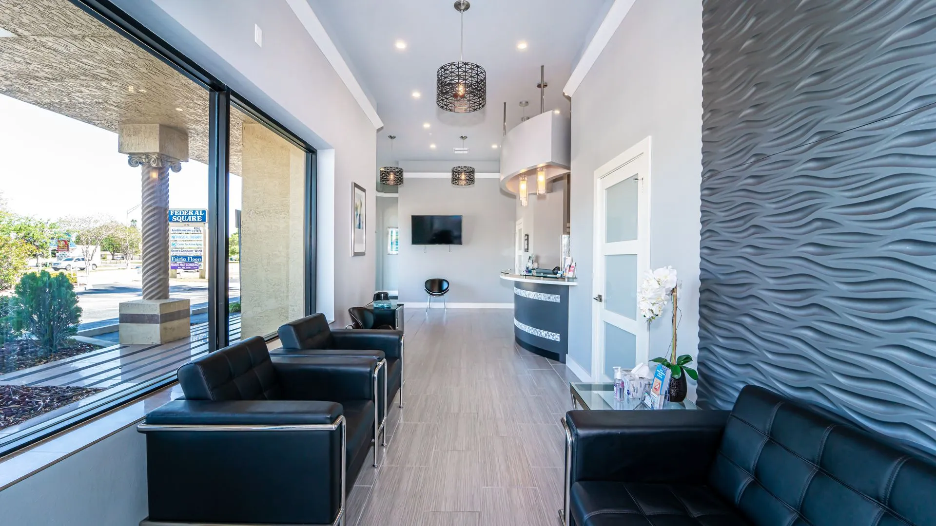 Dental Implants Today office gallery