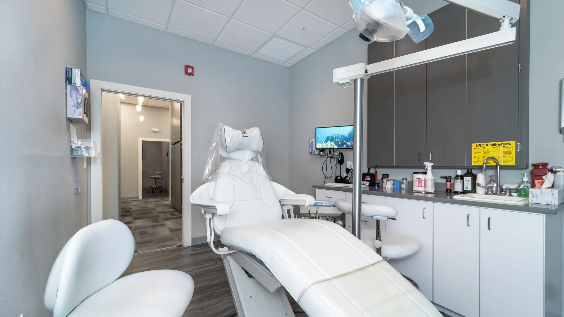 Dental Implants Today office gallery
