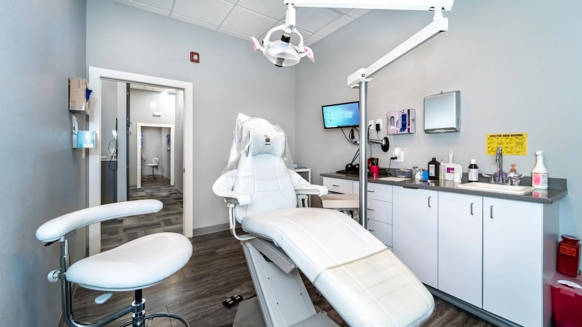 Dental Implants Today office gallery